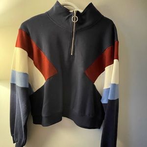 H&M zip up crop sweater